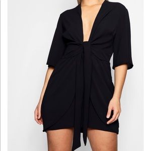 Boohoo v neck dress